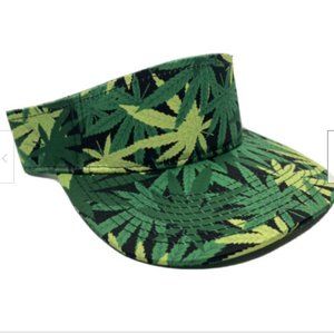 Maple leaf Visor, Nwt